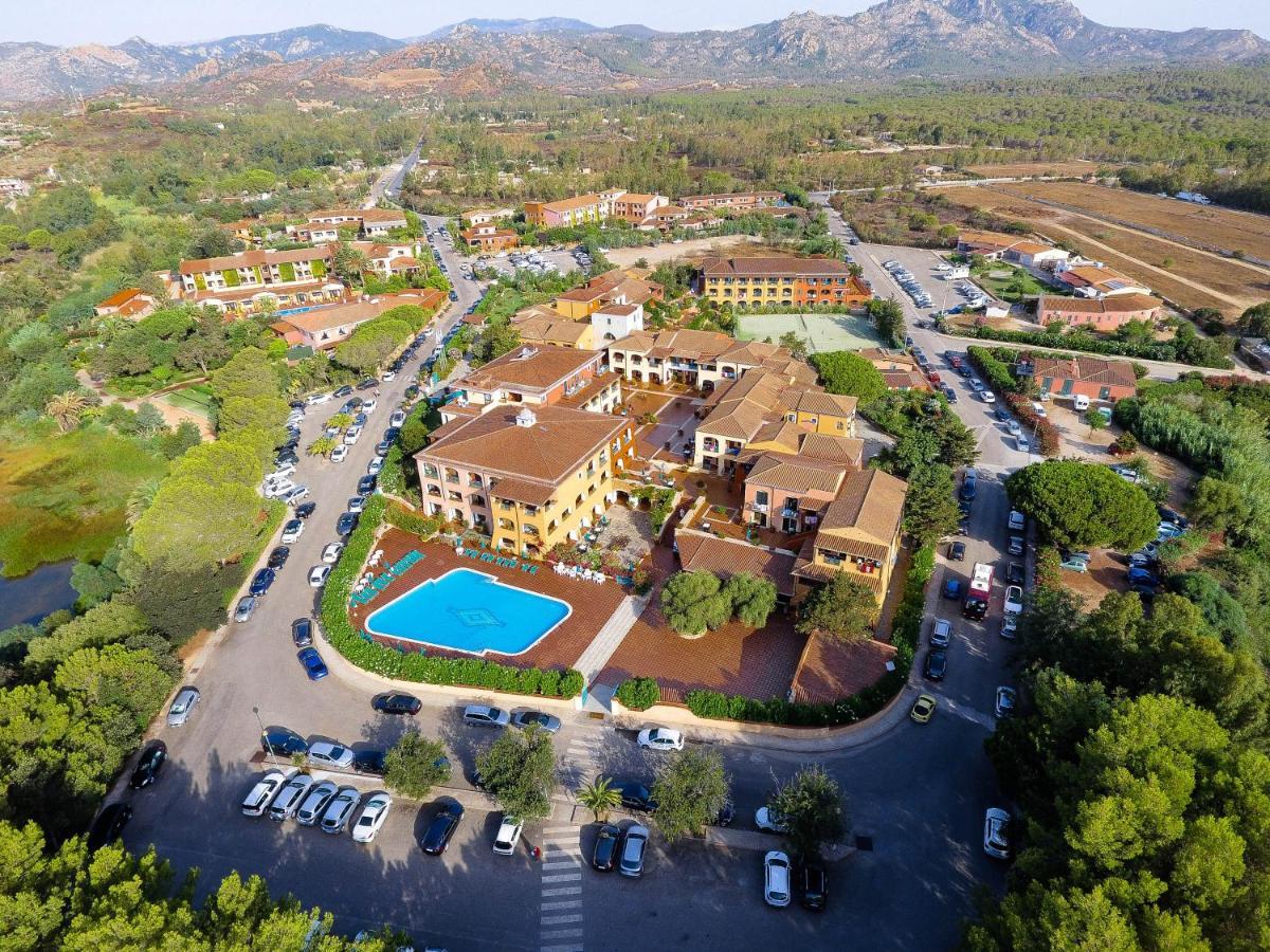 Nicolaus Club Torre Moresca Orosei Exteriér fotografie