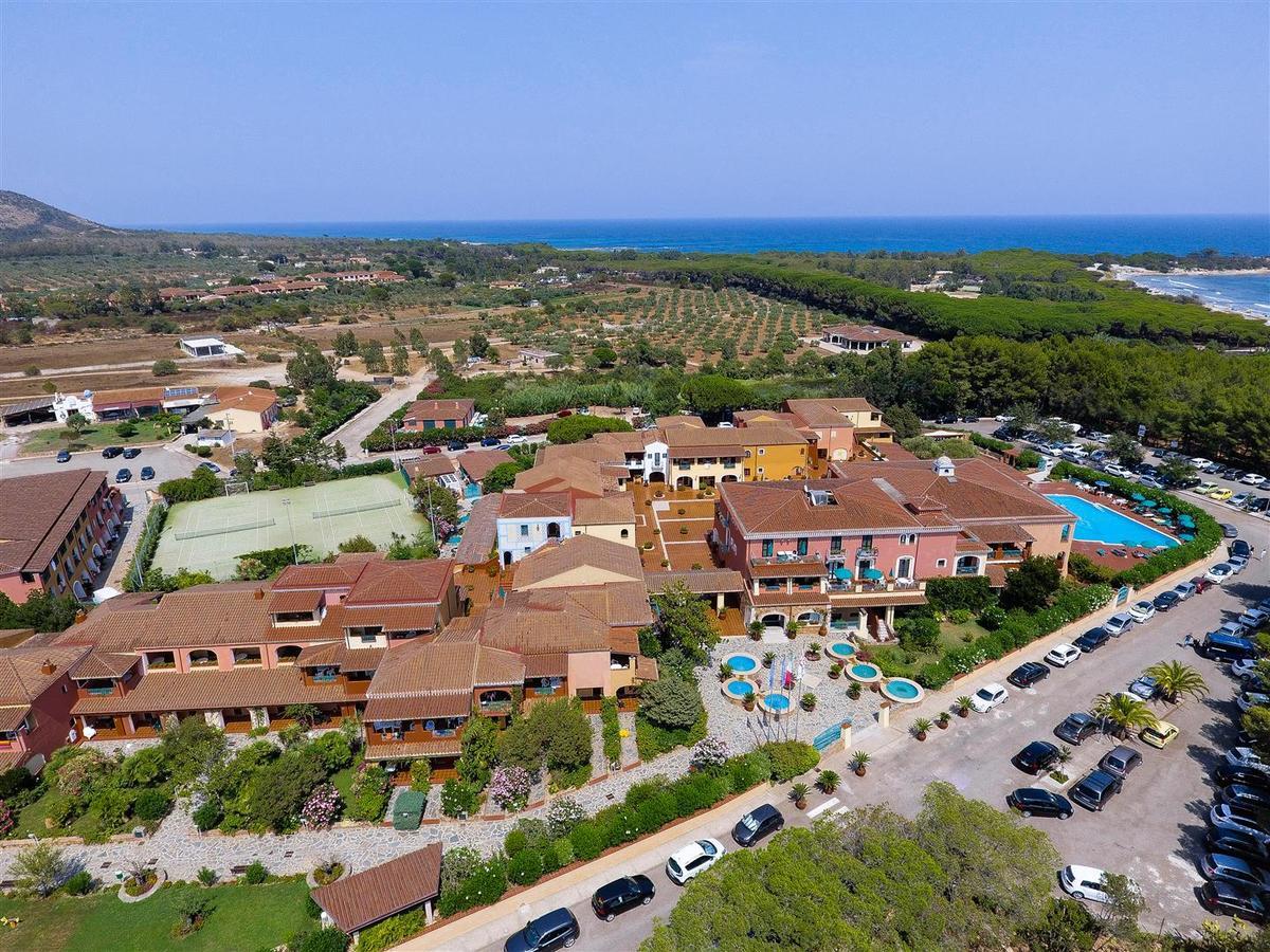 Nicolaus Club Torre Moresca Orosei Exteriér fotografie